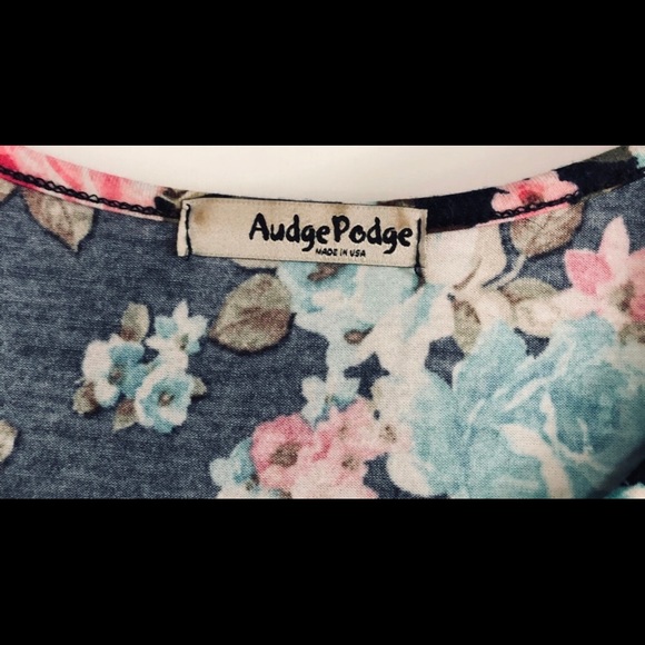 Audge Podge - Top - Picture 6 of 7